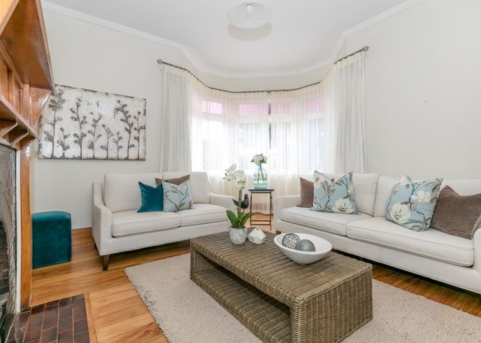  at 939 Heaphy Terrace, Fairfield, Hamilton