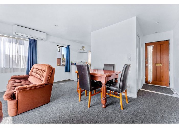  at 28/12 Ambrico Place, New Lynn, Waitakere City, Auckland