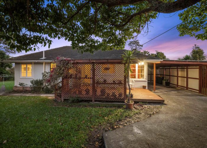  at 8 Ayrton Street, Te Atatu South, Auckland