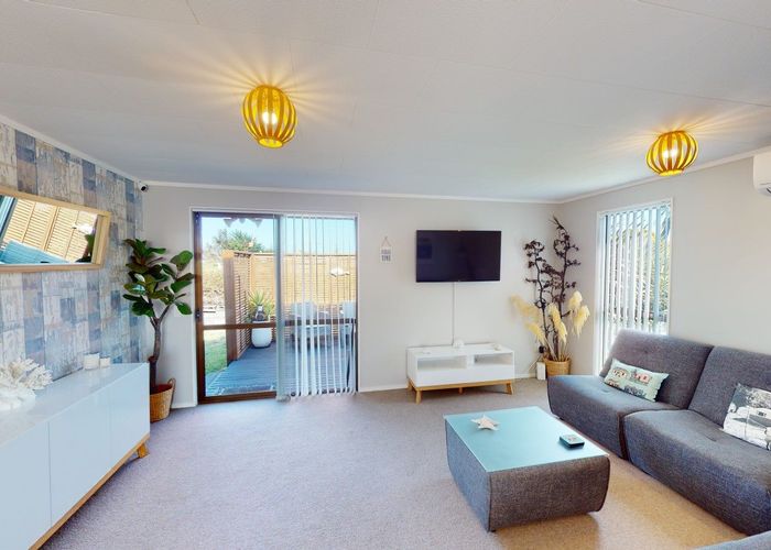  at 120 Park Avenue, Waitarere Beach, Levin