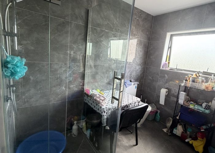  at 42A Tiverton Road, Avondale, Auckland City, Auckland