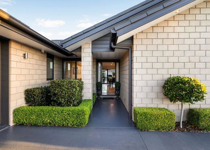  at 3 Vanquish Place, Flagstaff, Hamilton, Waikato