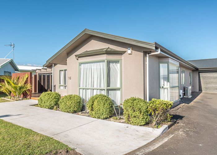  at 16 Waharua Place, Tawhero, Whanganui