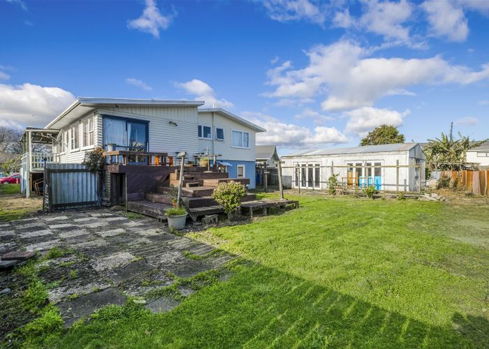 at 26 Kohinoor Avenue, Mangere, Auckland