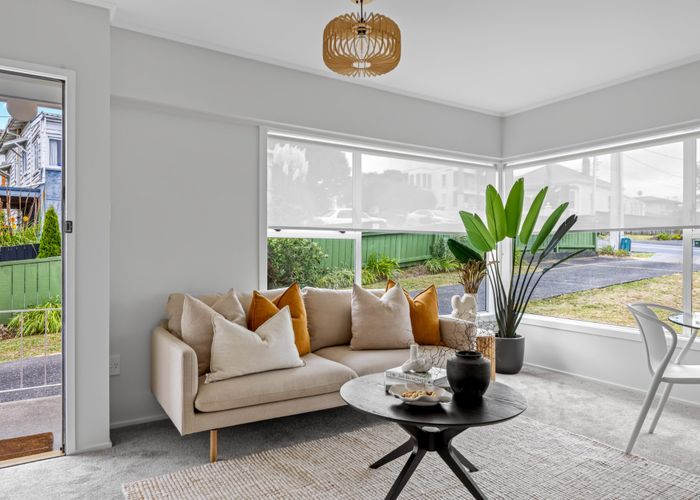  at 1/242 Onewa Road, Birkenhead, Auckland