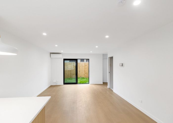  at 3/8 Funnell Place, Manurewa, Manukau City, Auckland