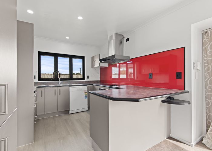  at 9 Alpine Grove, Kelvin Grove, Palmerston North