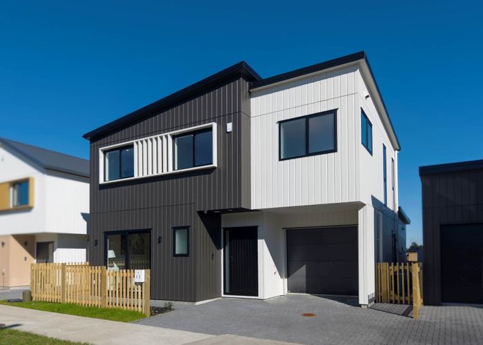  at 32 Taipahitini Road, Karaka, Franklin, Auckland
