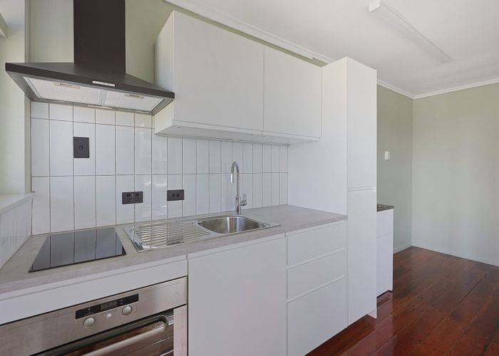  at 2/14 Athens Road, Onehunga, Auckland City, Auckland