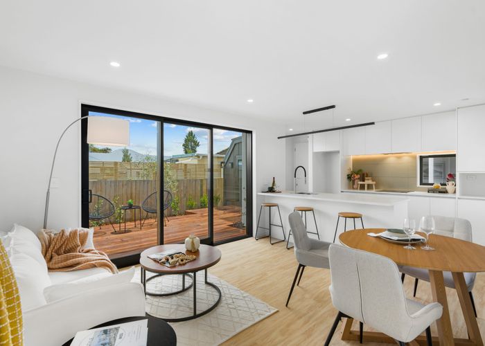  at 4/5 Clarence Street South, Addington, Christchurch City, Canterbury