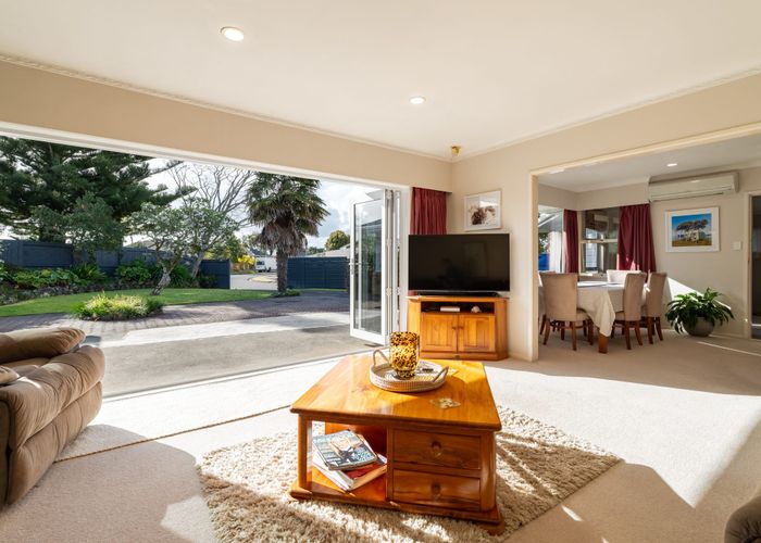  at 1 Winspear Place, Papatoetoe, Manukau City, Auckland