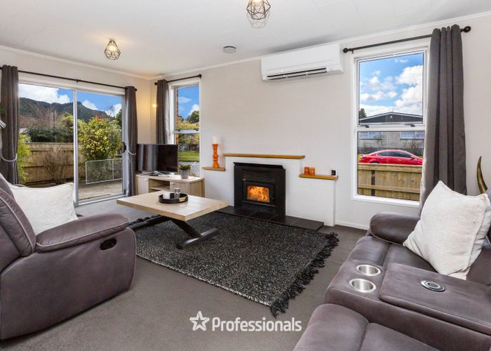  at 15 Akron Grove, Totara Park, Upper Hutt, Wellington