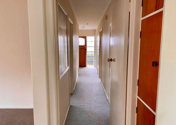  at 15 Peter Terrace, Castor Bay, North Shore City, Auckland