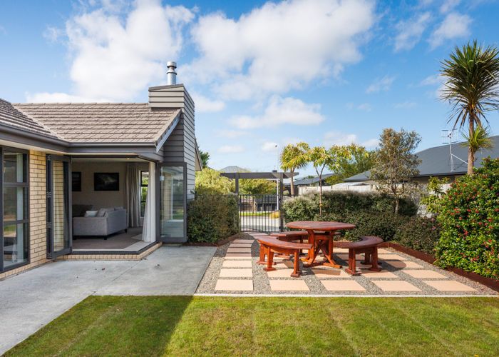  at 6 Monaco Grove, Fitzherbert, Palmerston North