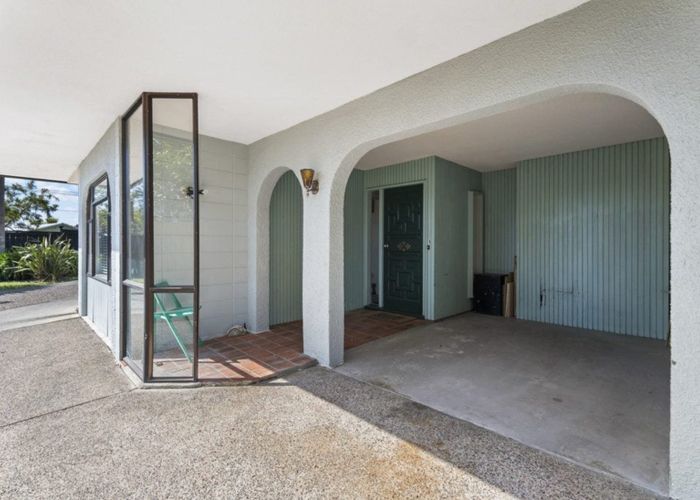  at 1/64 Island Bay Rd, Beach Haven, North Shore City, Auckland