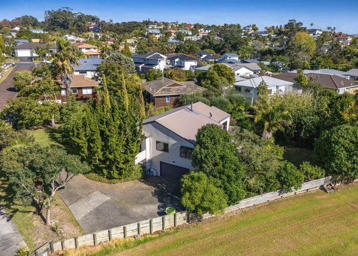  at 59 Unsworth Drive, Unsworth Heights, North Shore City, Auckland
