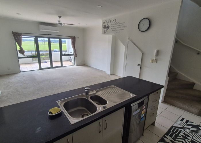  at 15/150 Chapel Road, Flat Bush, Manukau City, Auckland