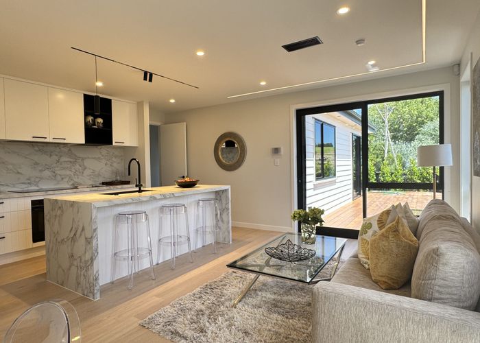  at 8 Lucent Lane, Milldale, Rodney, Auckland