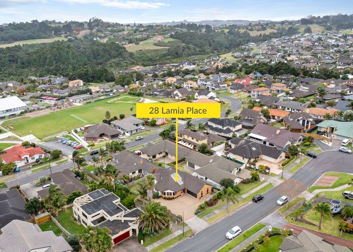  at 28 Lamia Place, The Gardens, Auckland