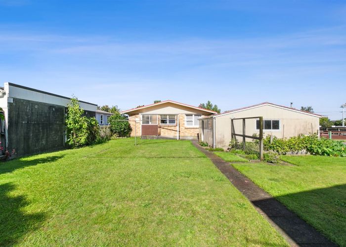  at 241 Mangorei Road, Merrilands, New Plymouth