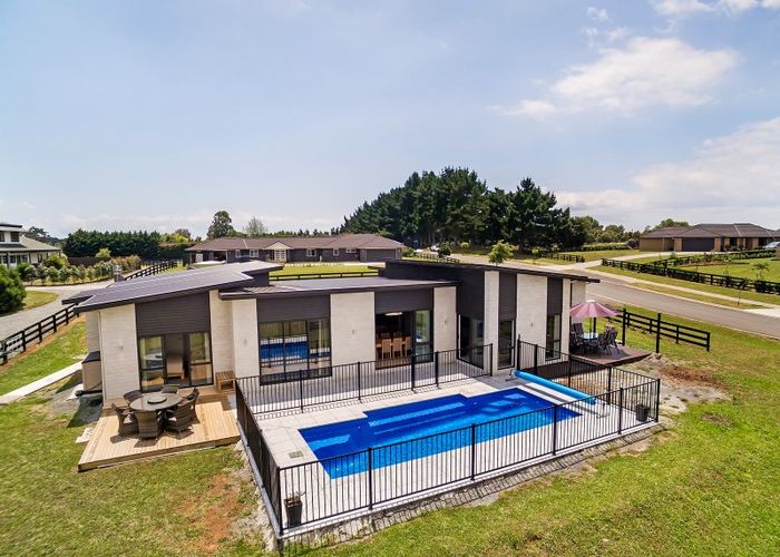  at 6 Coach Road, Papakura