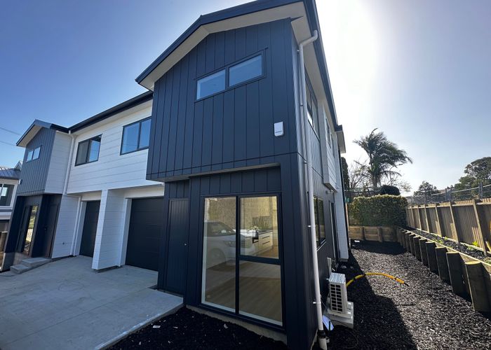  at 44 Edgeworth Road, Glenfield, North Shore City, Auckland