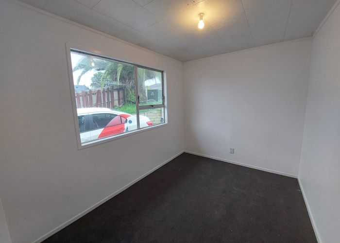  at 60 Alabaster Drive, Papatoetoe, Manukau City, Auckland