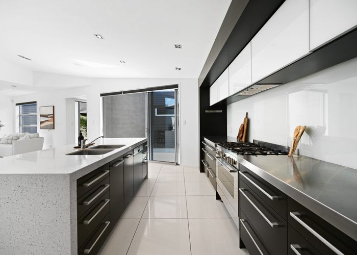  at 6 Aspen Court, Huntington, Hamilton, Waikato