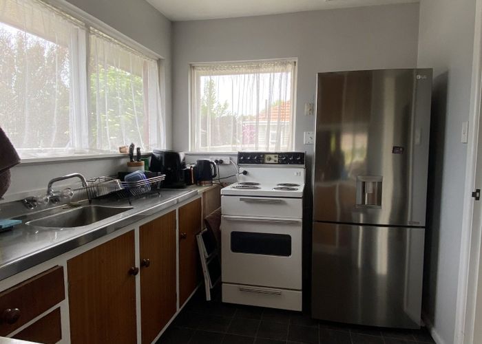  at 3b Meadow Street, Papanui, Christchurch City, Canterbury