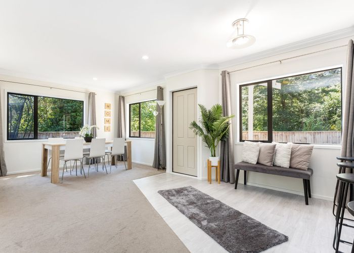  at 35 Forest Road, Pinehaven, Upper Hutt