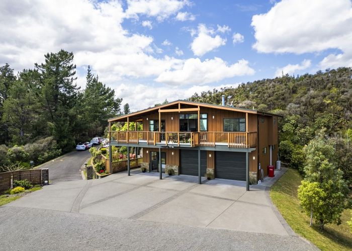  at 11 Streets Way, Timberlea, Upper Hutt