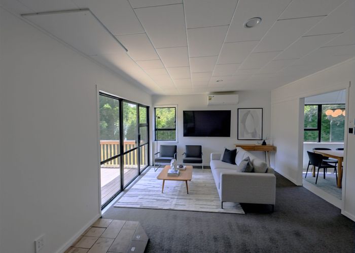  at 44 Onedin Pl, Titirangi, Waitakere City, Auckland