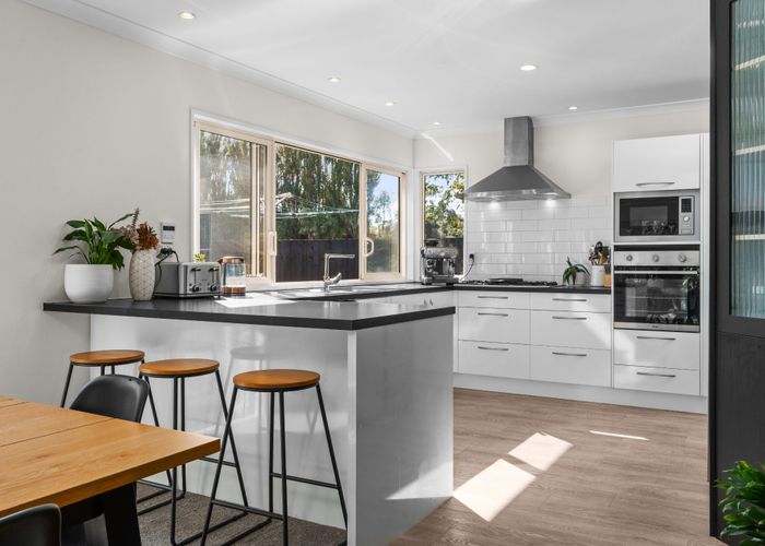  at 14 Creedon Glen, Casebrook, Christchurch City, Canterbury