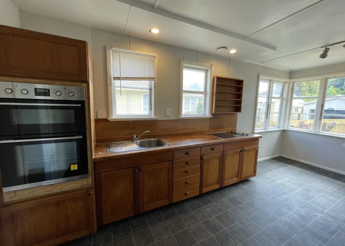  at 1/1206 Willowpark Road North, Mayfair, Hastings