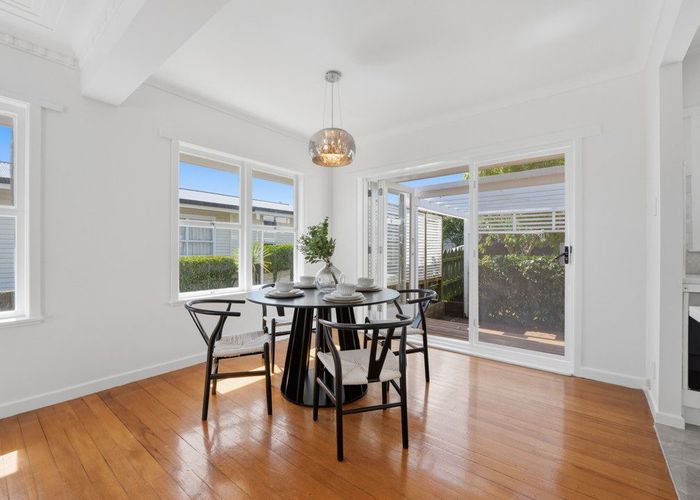  at 1/35 Bradbury Road, Highland Park, Manukau City, Auckland