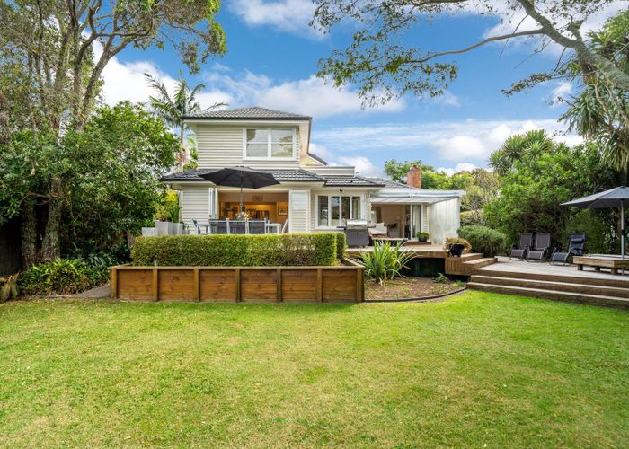  at 14 Maleme Avenue, Belmont, Auckland