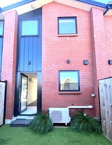  at 2/7 Macky Street, Taita, Lower Hutt, Wellington