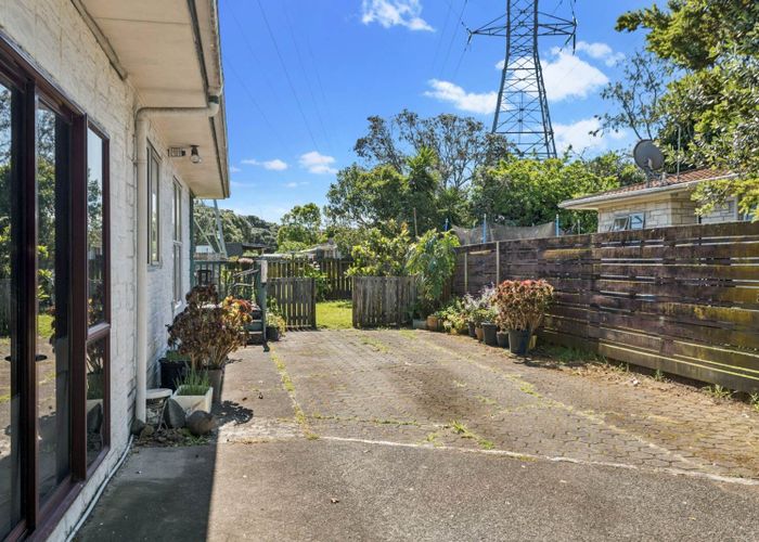  at 2/32 Latham Avenue, Pakuranga, Manukau City, Auckland
