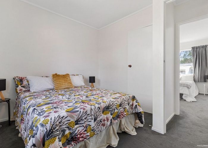  at 26 Halberg Street, Glenfield, North Shore City, Auckland