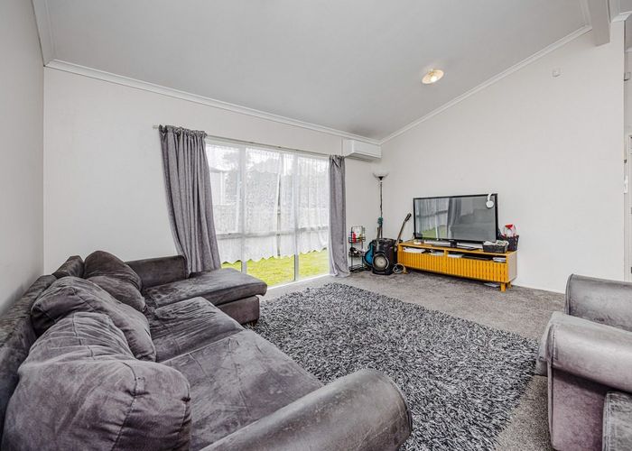  at 1/20 Solveig Place, Randwick Park, Manukau City, Auckland