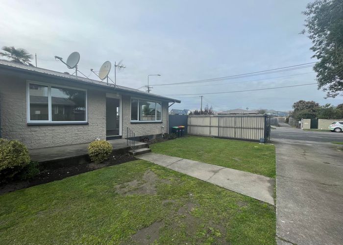  at 1/451 Hereford Street, Linwood, Christchurch City, Canterbury