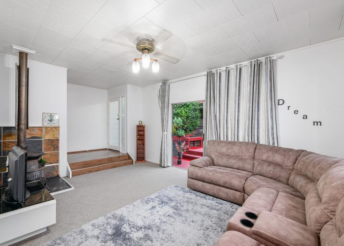  at 72 Reynella Drive, Massey, Auckland