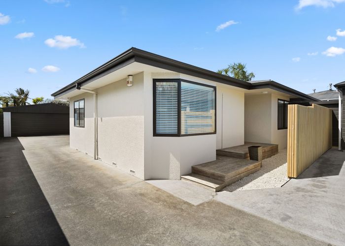  at 2/112 Beerescourt Road, Beerescourt, Hamilton, Waikato