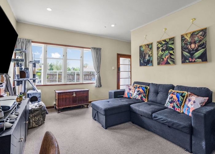 at 70 Hall Crescent, Epuni, Lower Hutt, Wellington