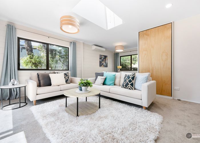  at 94 Avro Road, Blue Mountains, Upper Hutt