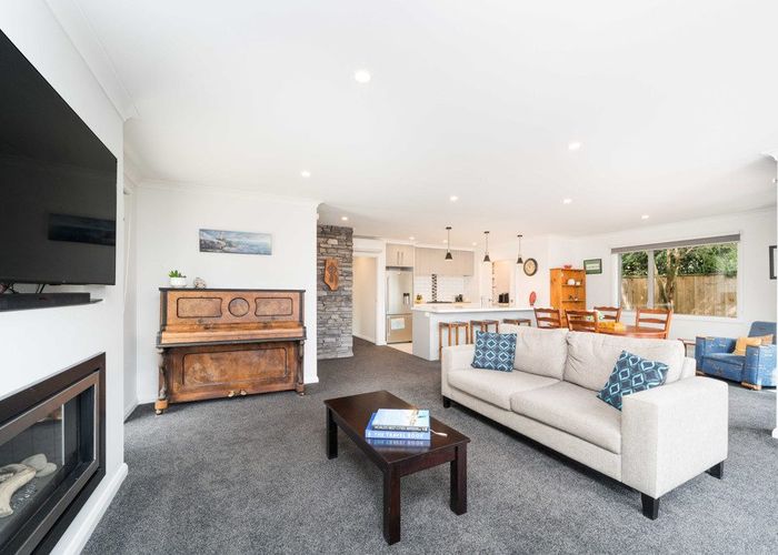  at 33a Windsor Street, Terrace End, Palmerston North, Manawatu / Whanganui