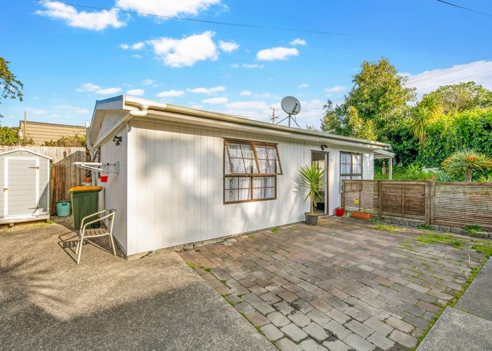  at 32 Rimu Road, Stanmore Bay, Rodney, Auckland