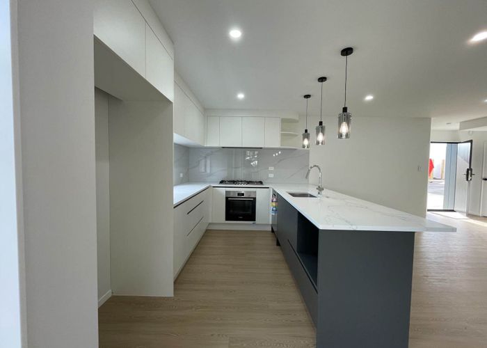  at 16A Janome Place, Bucklands Beach, Manukau City, Auckland