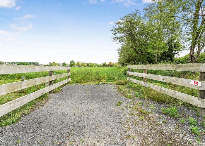  at 64 Marshmeadow Road, Newstead