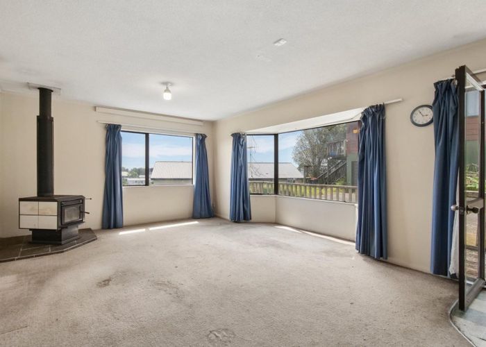  at 14 Pelorus Street, Welcome Bay, Tauranga, Bay Of Plenty